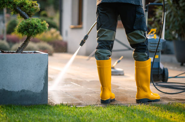 Why Choose Our Certified Pressure Washing Experts for Your Project Needs in La Cresta, CA?